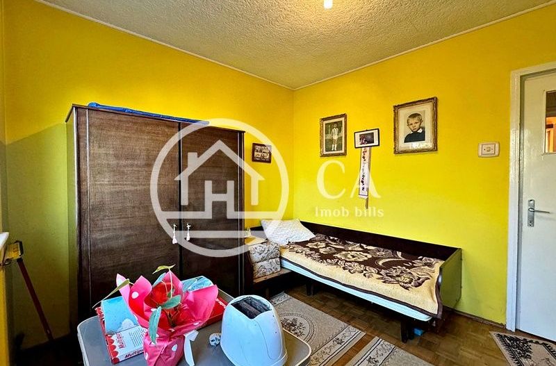 Apartament de vânzare cu 3 camere în zona Dacia, Oradea - Poză 3