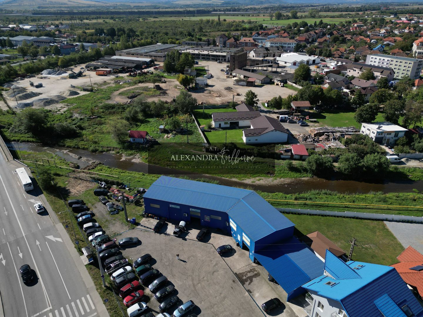 Oportunitate strategică de dezvoltare în Hațeg 3.079 mp - Poză 3