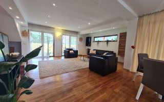 Vila spațioasă și recent renovată în Ghiroda! - Poză 54