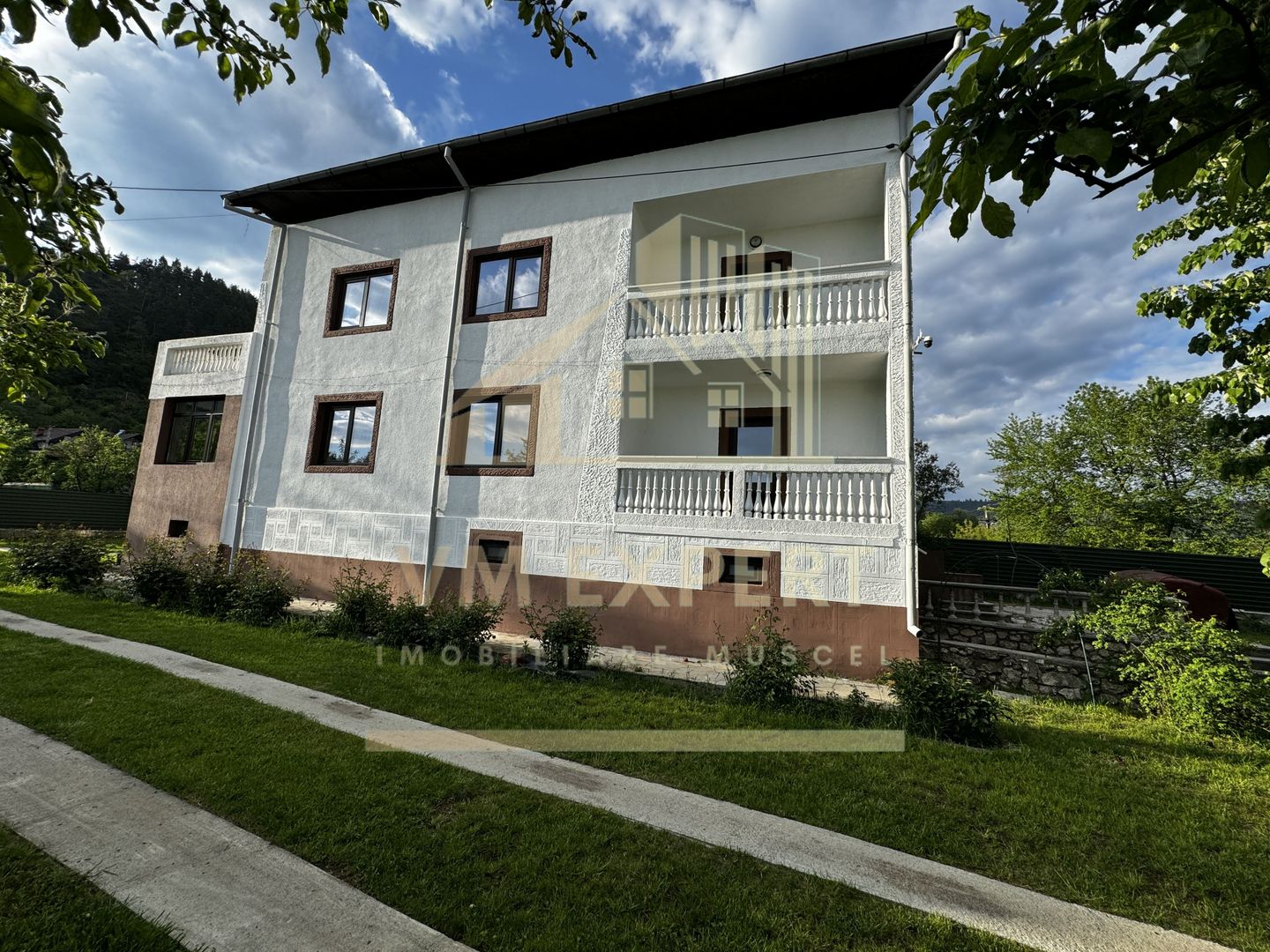 VILA S+P+E-306 MP, TEREN 2078 MP, CAMPULUNG - Poză 32