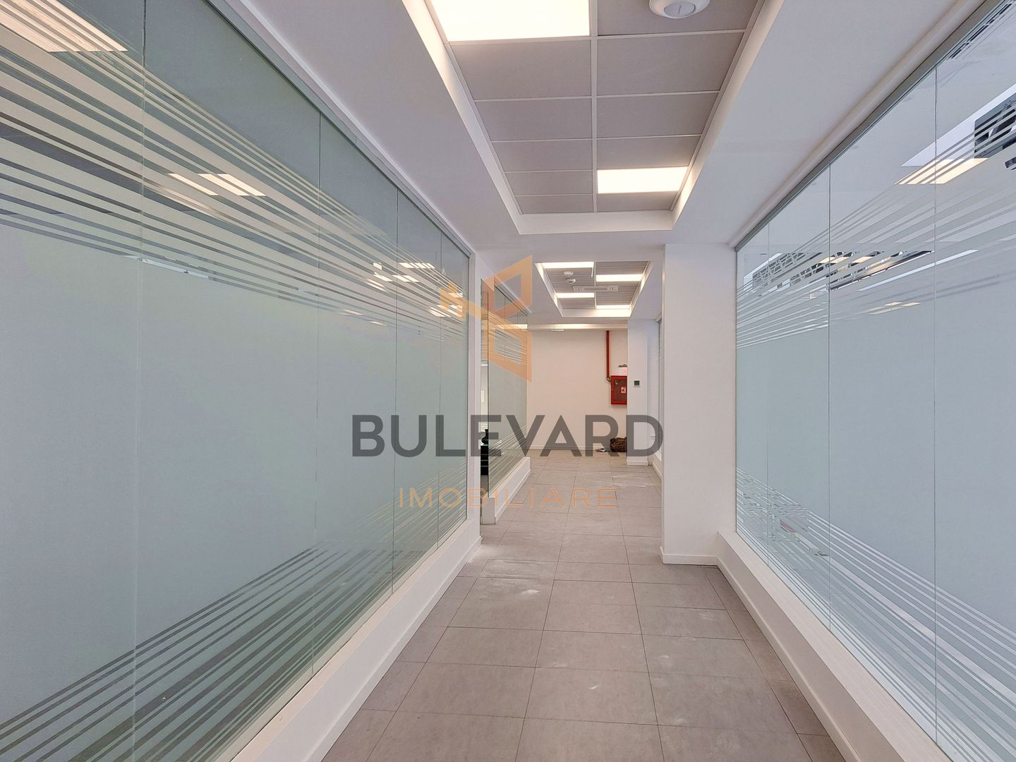 Spatiu birou in zona centrala! - Poză 16
