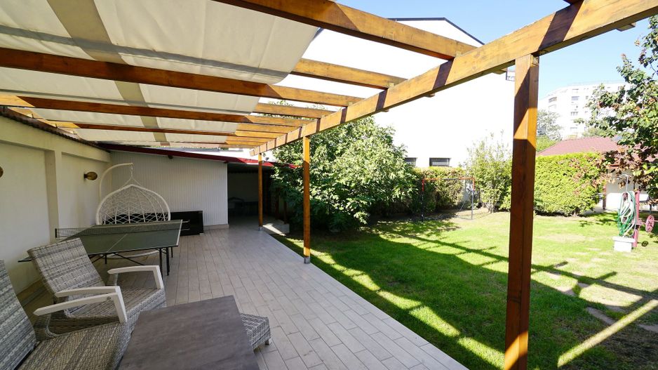 Ideal gradinita P+2, 8 cam, 6 dormt 6 bai, 3 garaje teren 650 mp, - Poză 7