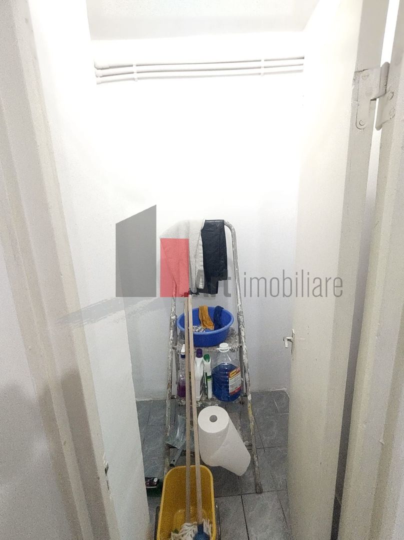 Vânzare apartament decomandat 3 camere cu centrală - Str. Baciului - Poză 18