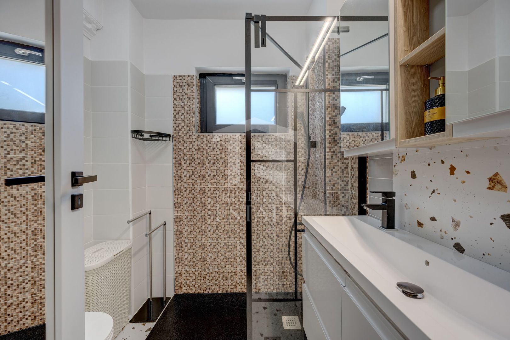 Pipera Henri Coanda Vila Premium - Poză 31