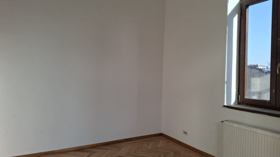 URGENT!, et. 1/P+2+M in vila arhitectonica, liber, NEGOCIABIL - Poză 6