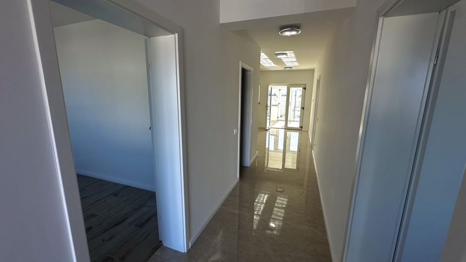 Casa nouă premium - la intrare în Sântandrei, garaj - Poză 5