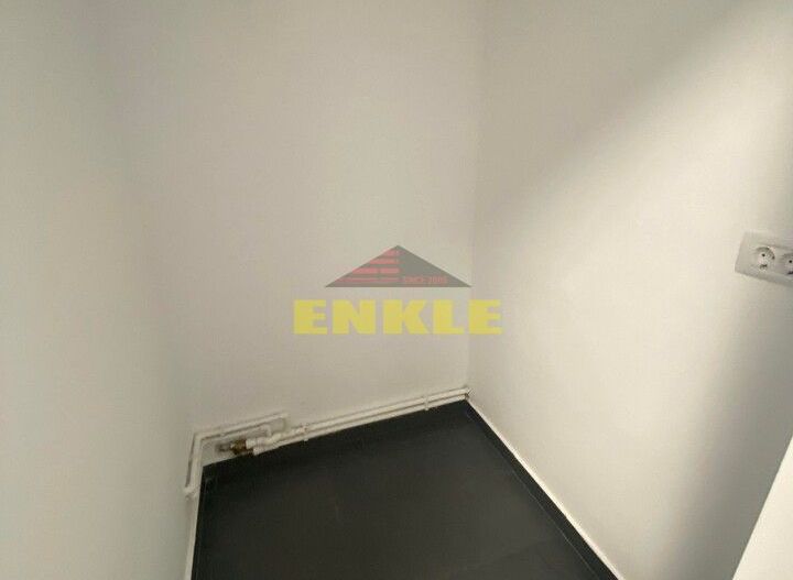 Spatiu comercial , suprafata de 51 mp,zona Primaverii,pret 500 euro usor neg - Poză 2