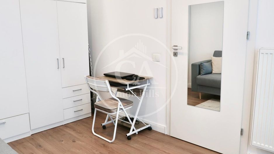 Apartament de vanzare  cu 3 camere Lux in zona Rogerius, Oradea. - Poză 5