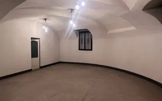 Spațiu Comercial în Imobil Istoric | Locație Ultracentrală | Oradea - Poză 17