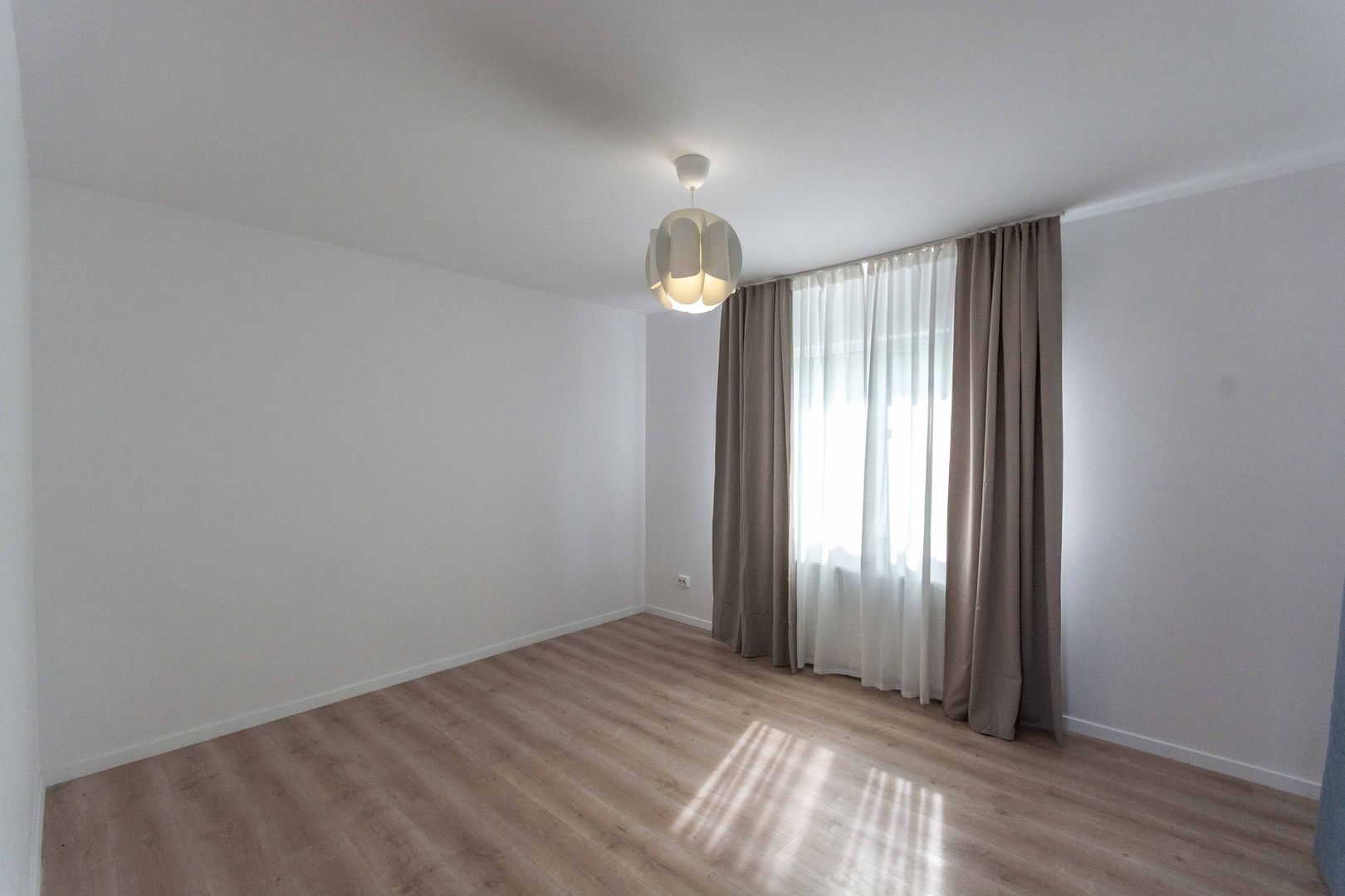 Branesti, Ilfov, casa primitoare, gata de mutat!Comision 0% cumparator - Poză 11