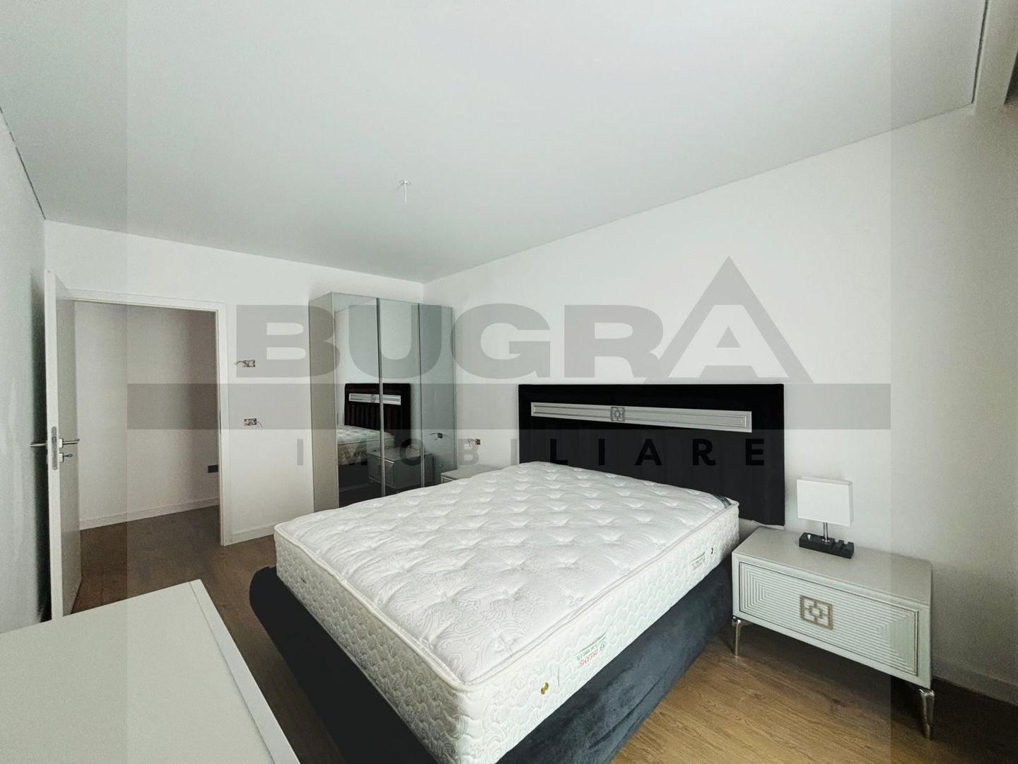 Apartament 3 camere modern, prima inchiriere, zona Golden Tulip - Poză 4