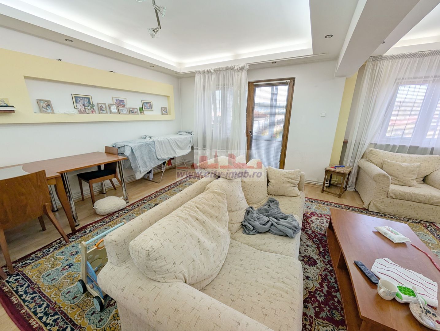 Vanzare Apartament 3 camere Curtea de Arges, Judetul ARGES - Poză 4