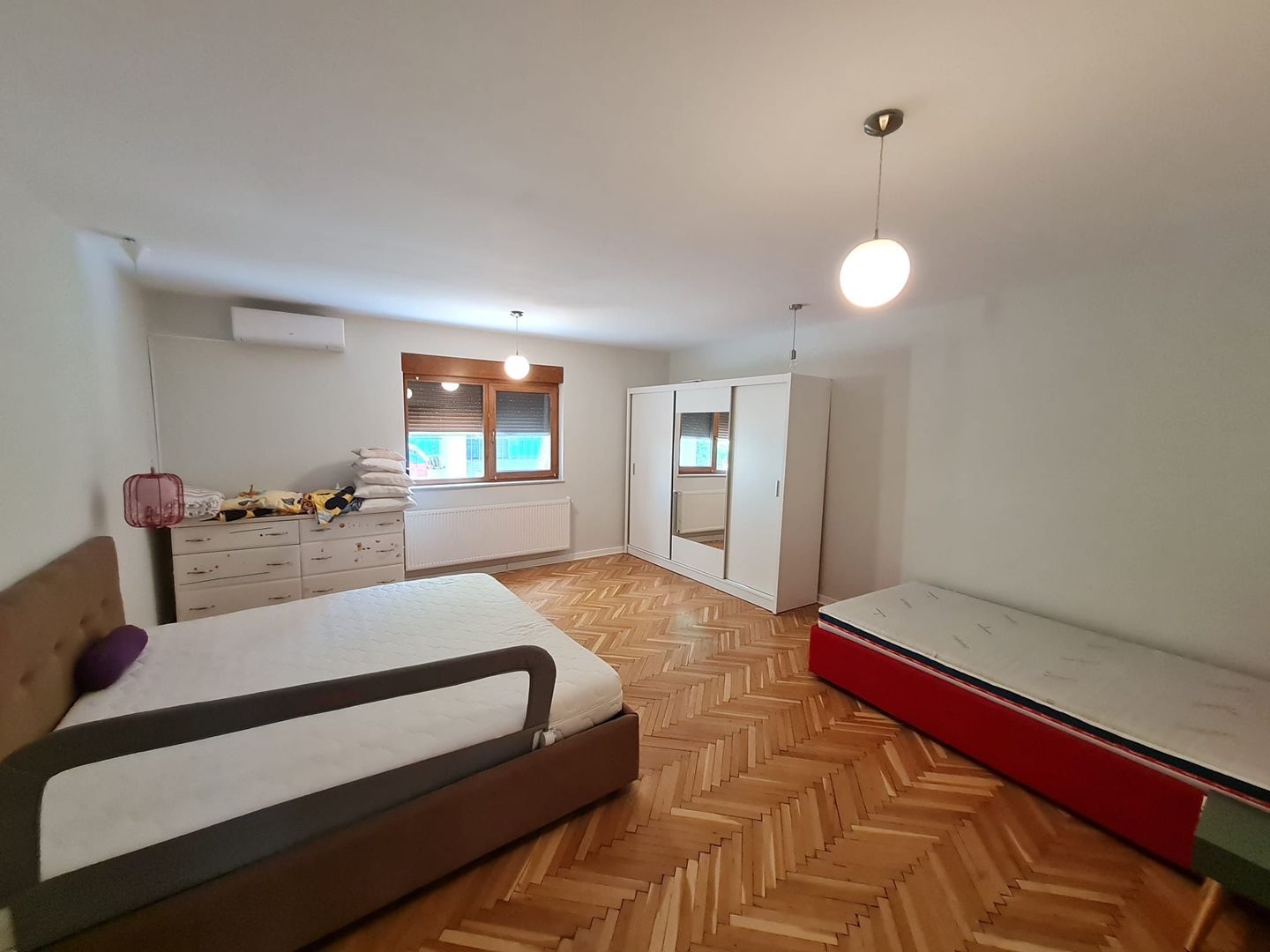 Casa solida în zona Bogdanestilor - Poză 5