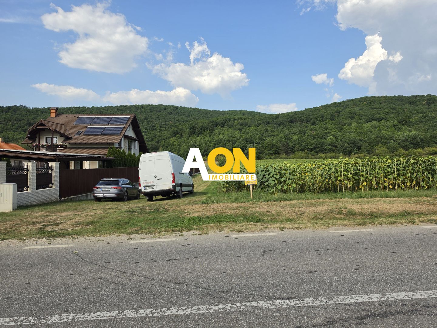 Teren intravilan, 2800 mp, la asfalt,cu utilitati, Hapria, com. Ciugud - Poză 3