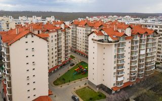 Vânzare, penthouse, 4 camere, strada Alba Iulia, Buiucani. - Poză 2