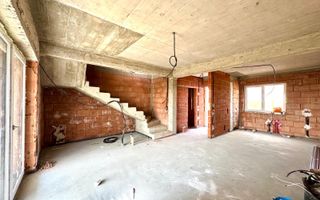 Super pret - Duplex cu 4 camere - teren generos  |Sǎcǎlaz| - Poză 1