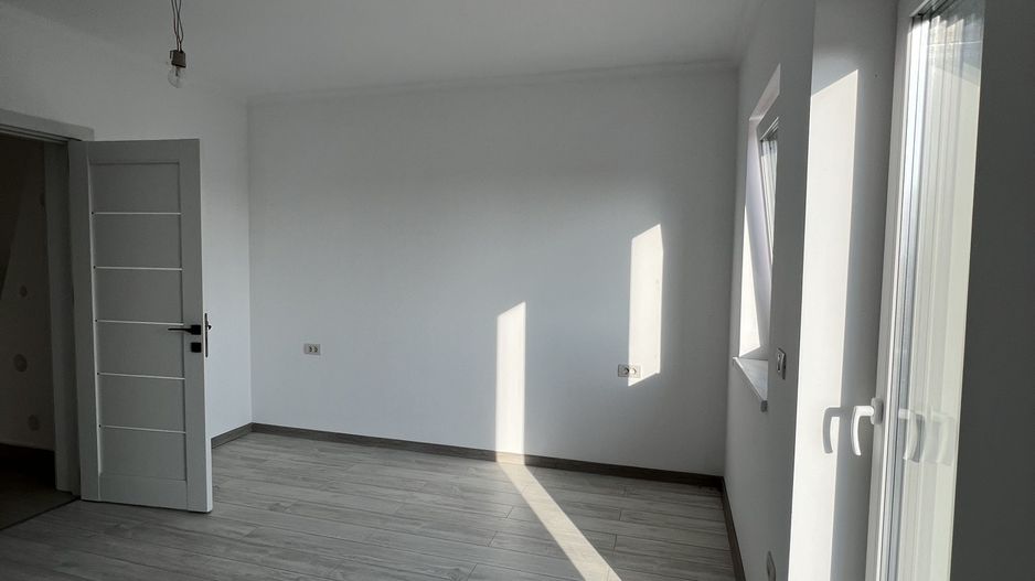 vila individuala P+M spatioasa - pret bun - Poză 15