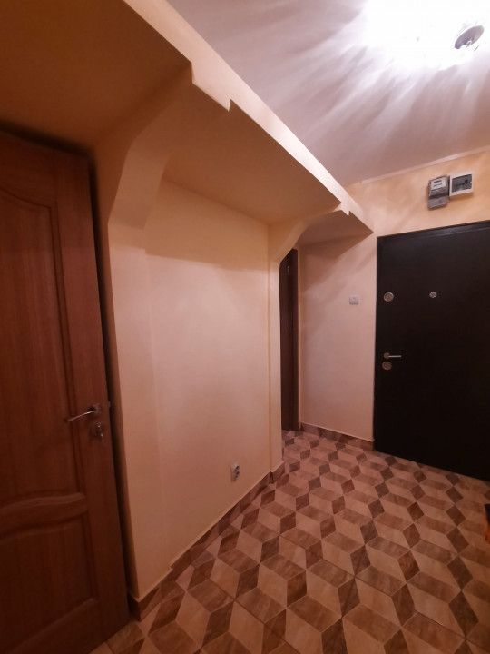 Apartament 2 camere, Nord, renovat recent, zona linistita, fara trafic - Poză 2