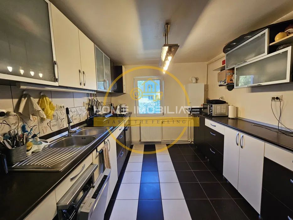 Etaj 2/Apartament 4 Camere/Decomandat/2Bai/81mp! - Poză 1