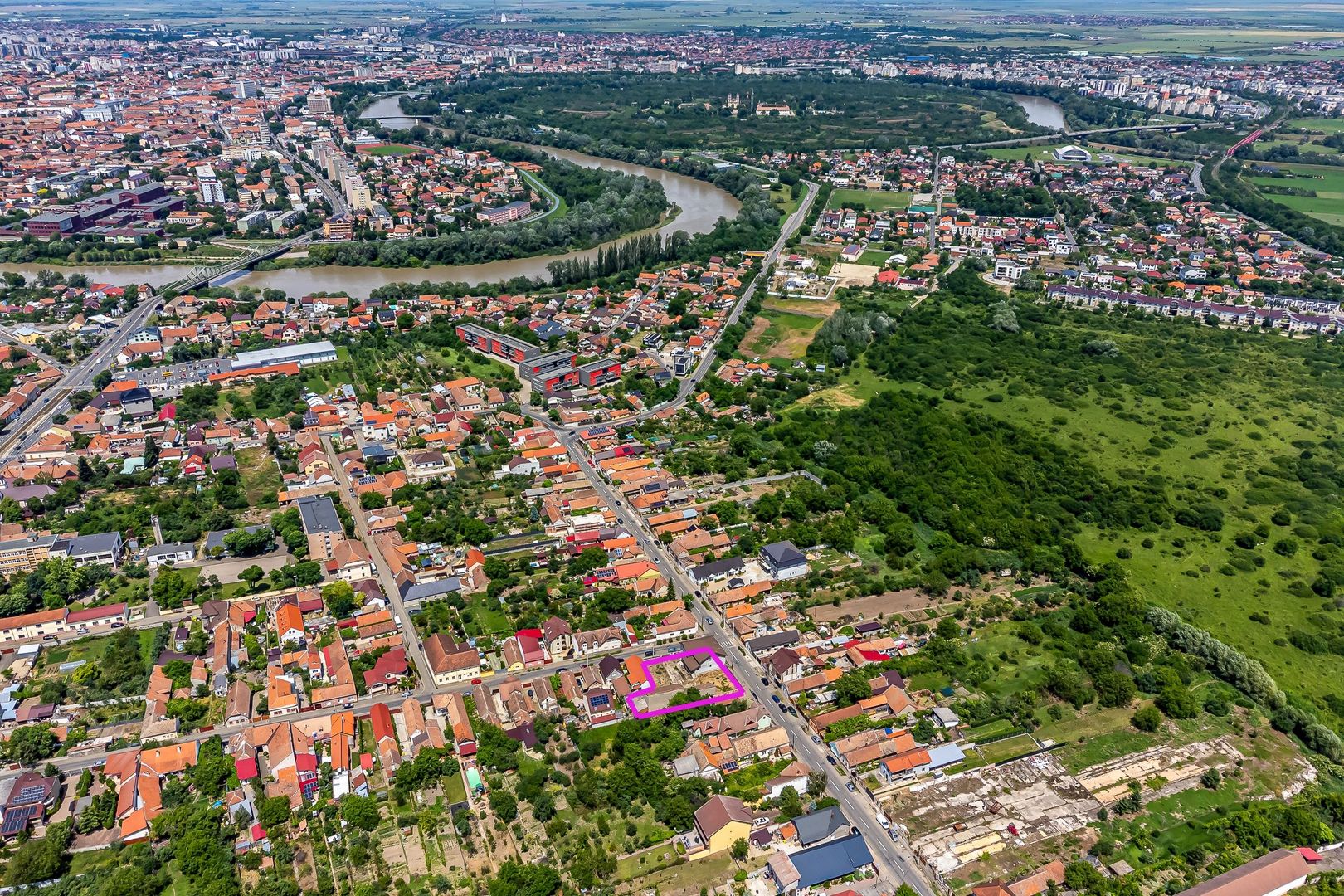 Imobil cu vizibilitate maximă și teren generos în Aradul NOU. - Poză 6