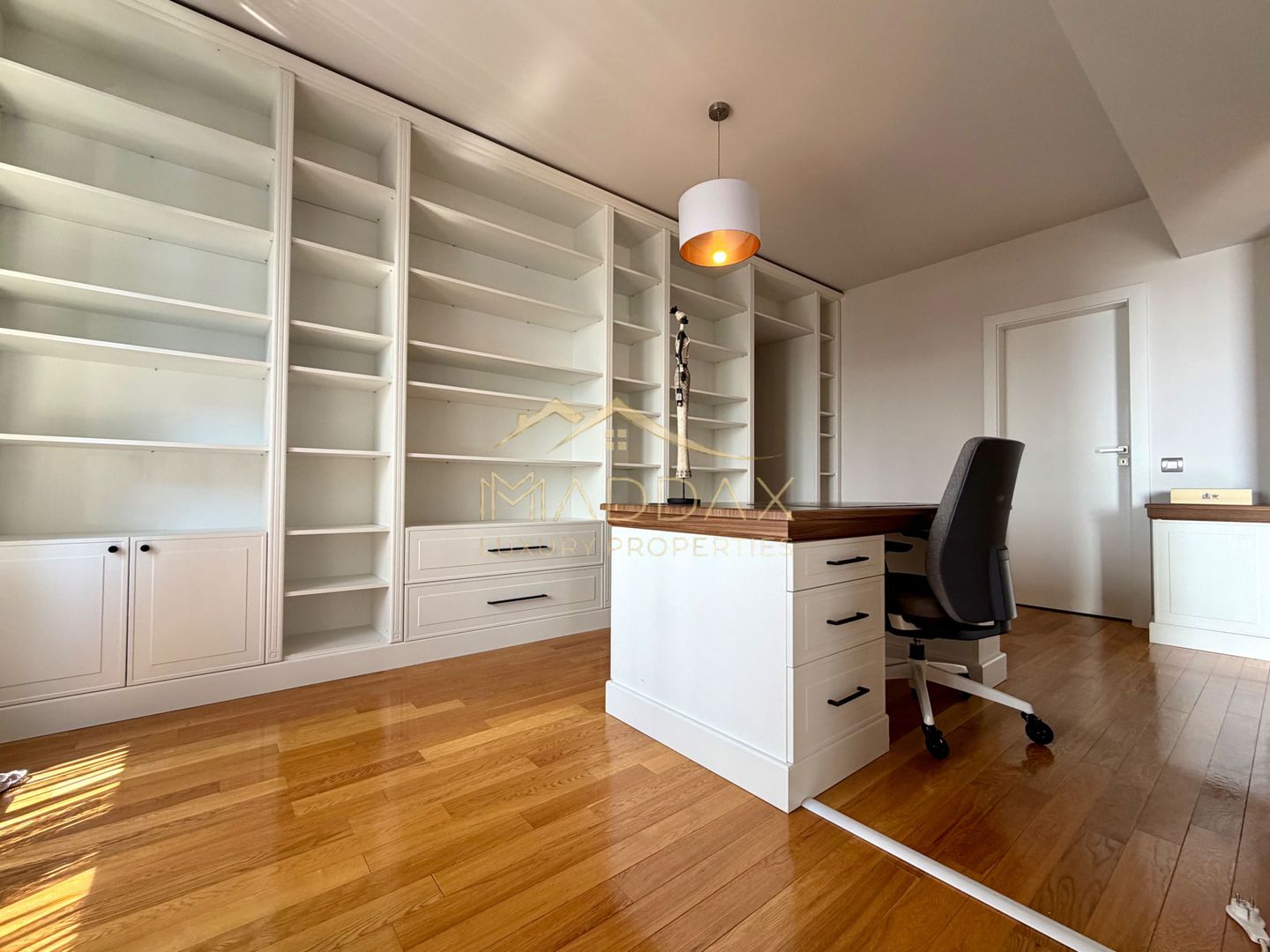 Apartament cu 4 camere Unic *180mp* // Vedere Panoramica catre lac // Aviatiei - Poză 11