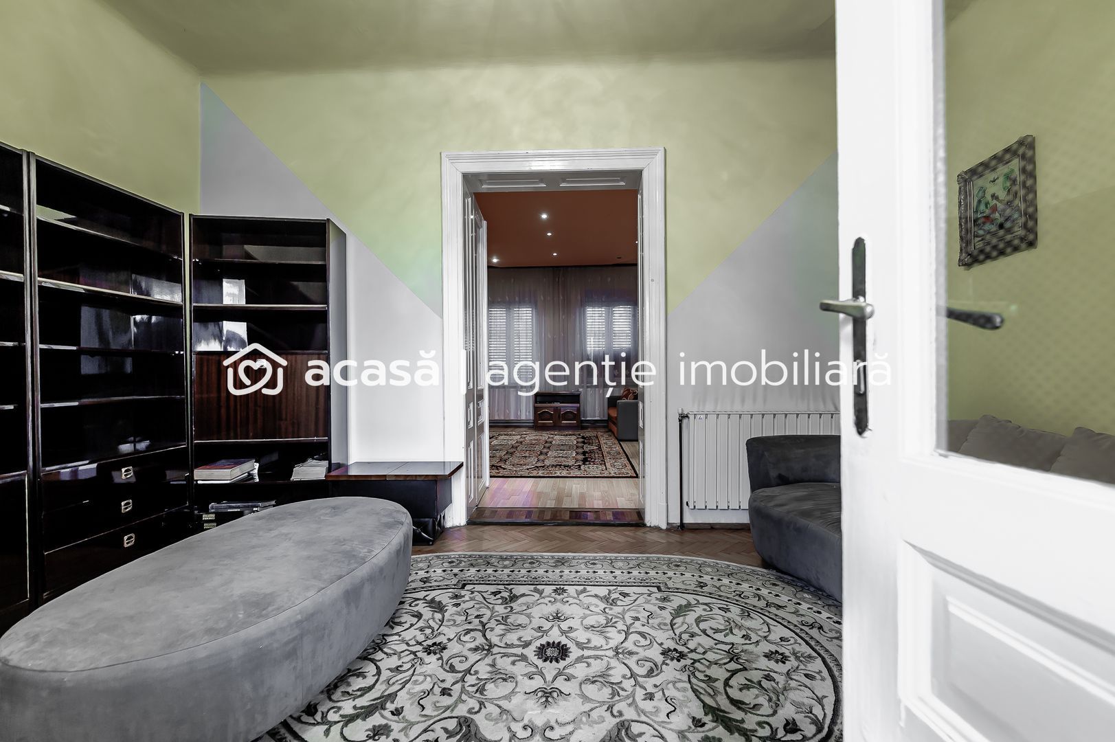 Locuință spațioasă cu grădină mare, în Aradul Nou, calea Timișorii - Poză 11