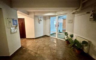 Apartament luminos cu 3 camere, complet mobilat, vedere panoramică spre Tâmpa - Poză 19