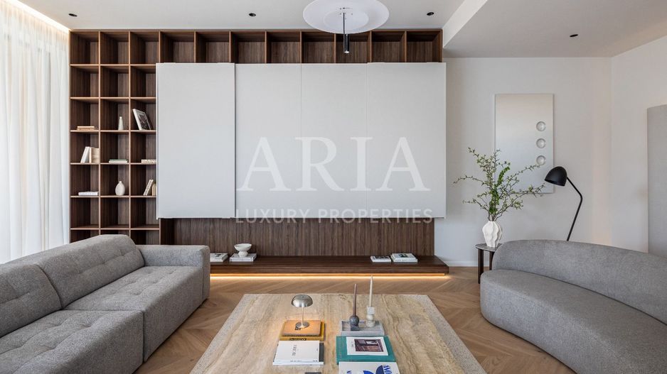 REZIDENȚĂ CONTEMPORANĂ CU DESIGN ICONIC | POZE REALE | - Poză 21