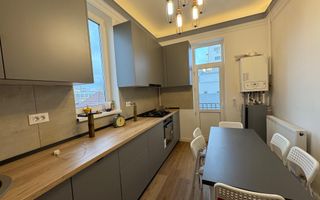 Etaj intreg, 5 camere in VILA INTERBELICA 180 mp, renovat - Poză 19