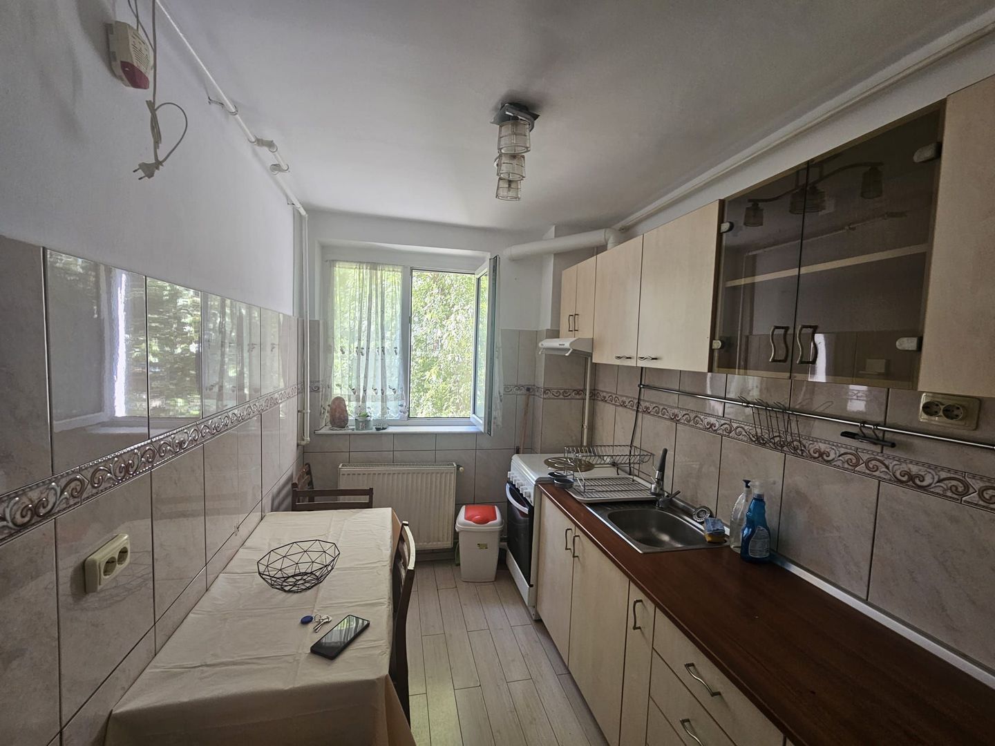 2 camere, etaj 1, stradal, vis-a-vis de Spitalul Militar - Poză 5