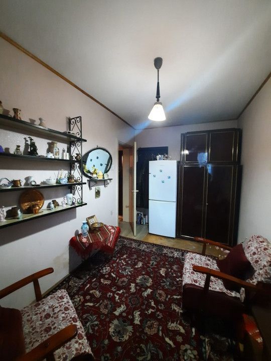 Apartament 3 camere, semidecomandat, central, Campina - Poză 7