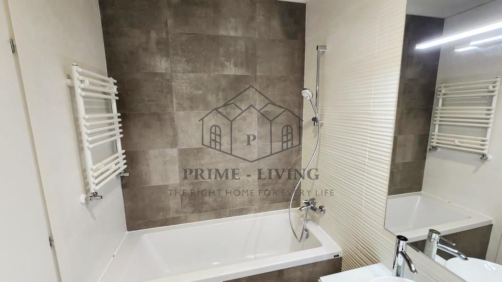 Apartament situat la etajul doi al unui bloc cu 3 etaje - Poză 7