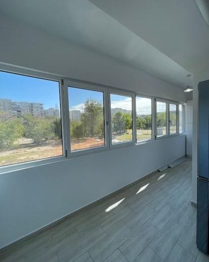 Prima închiriere, apart 3 camere decomandat, 2 băi, metrou Muncii - Poză 9