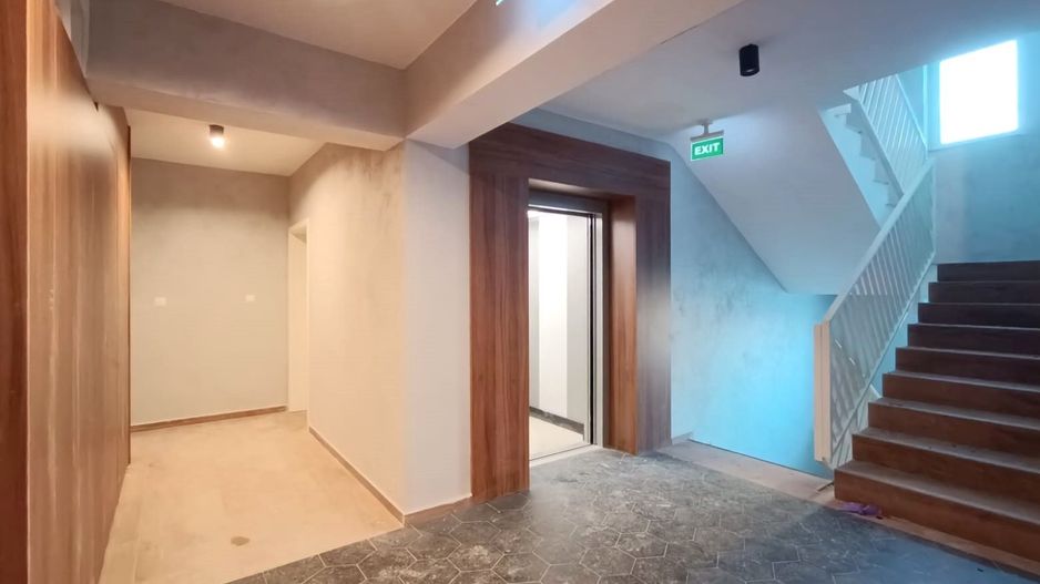 Oferim spre vanzare apartament 2 camere modern cu pereti retractabili - Poză 15