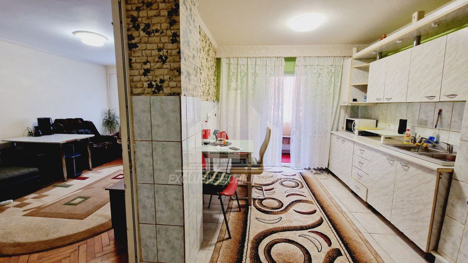 Apartament cu 3 camere, etajul 1, Ampoi 3 - Poză 2