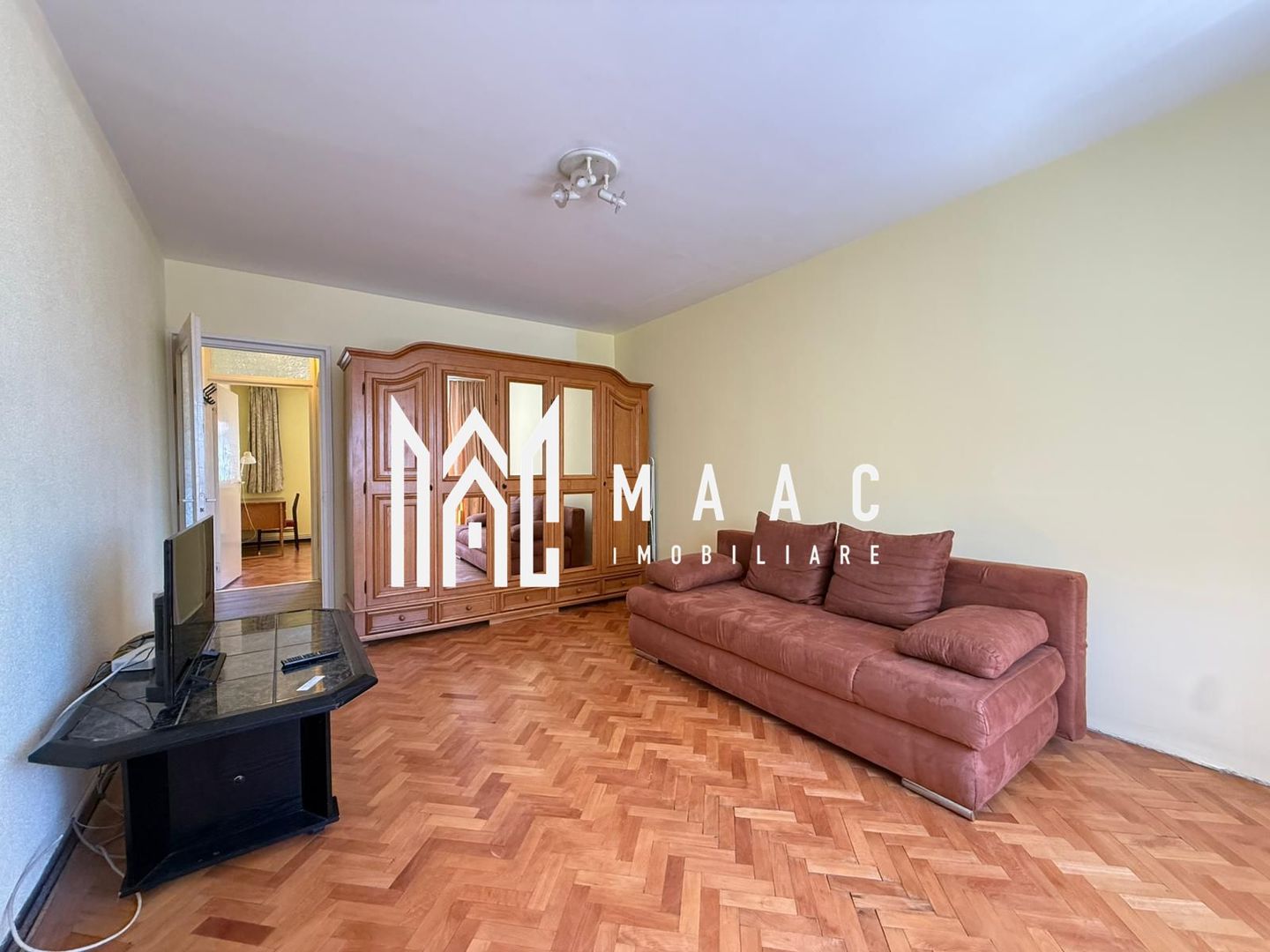 Apartament 2 camere | Balcon | Decomandat | Calea Dumbravii - Poză 1