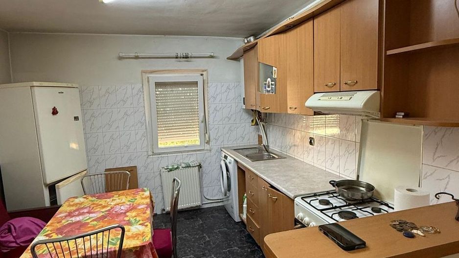 BRASADAS vinde ap 2 cam, balcon, Micro 16 Satu Mare. - Poză 17