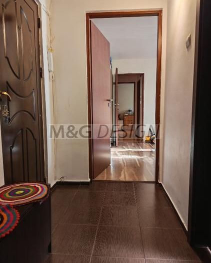 Ap 2 camere, parter cu balcon si centrala gaz, Elisabetin-Kiriac-Sagul - Poză 3