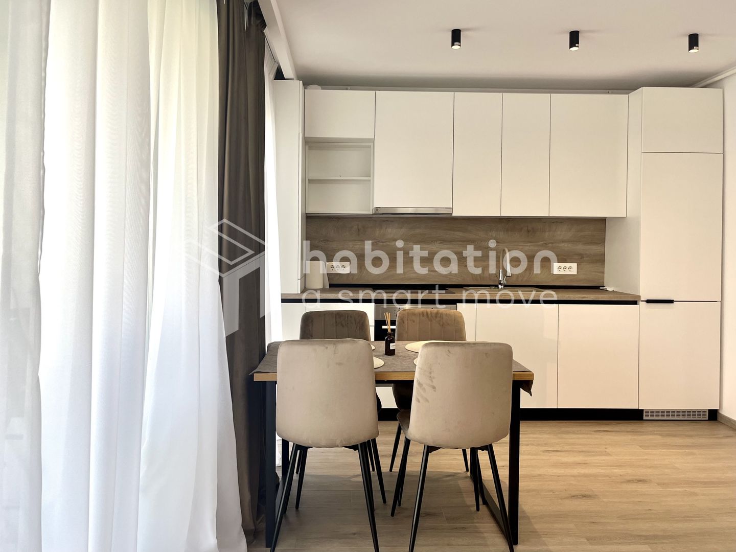 Apartament 3 camere, elegant, la prima închiriere, în zona Lipovei - Poză 8
