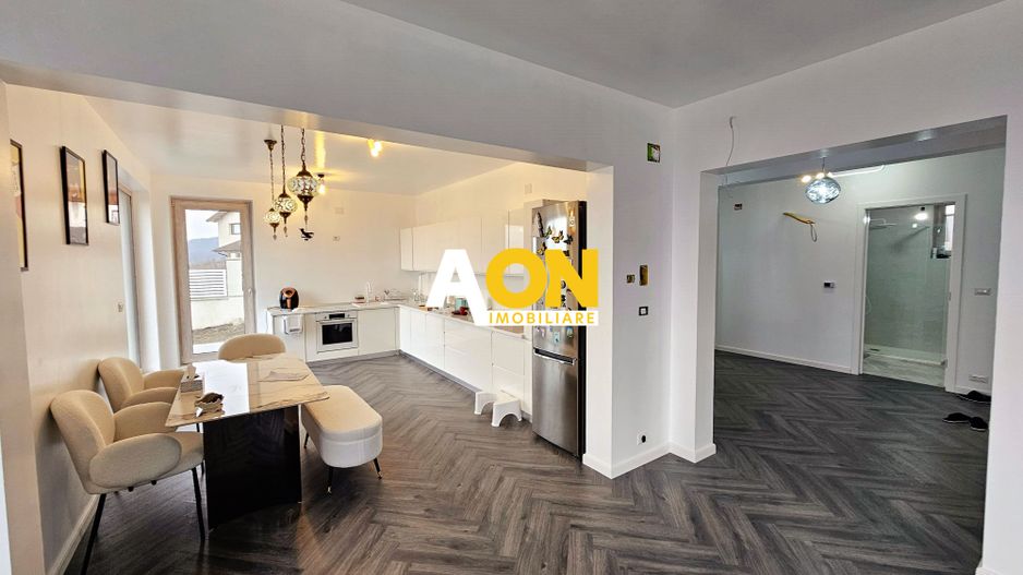 Casa noua, 6 camere, finisata la cheie, 1000 mp teren, zona Schit - Poză 4