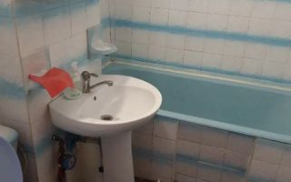 Etaj 2  zona Lipovei 2 camere centrala proprie - Poză 5