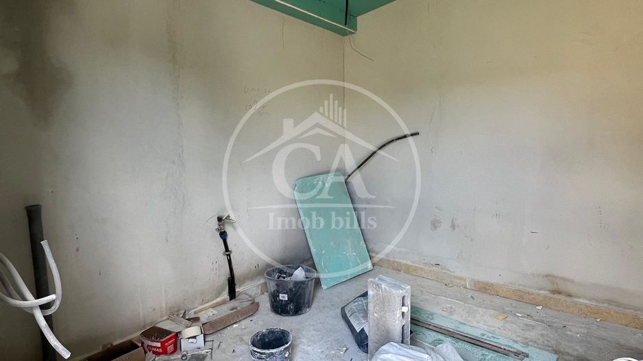 Casă de vânzare P+E+M cu 7 camere in Cartierul Grigorescu, Oradea - Poză 6