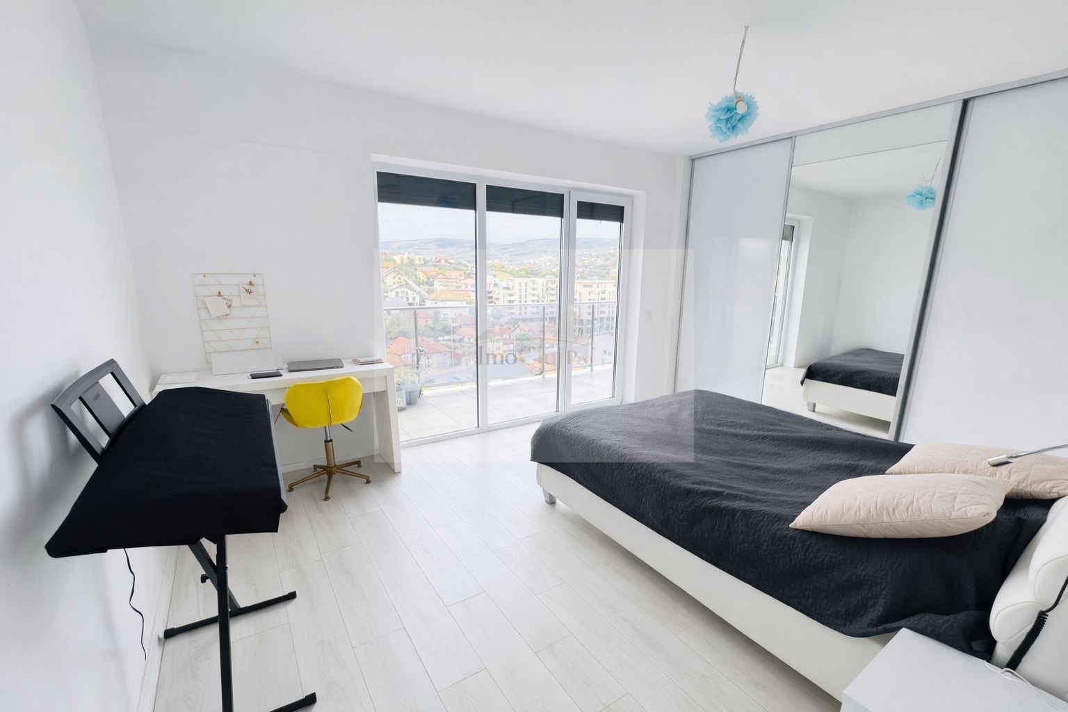 Vanzare penthouse 4 camere, terasa 38 mp, 2 parcari, Iris- Zona Rivus - Poză 4