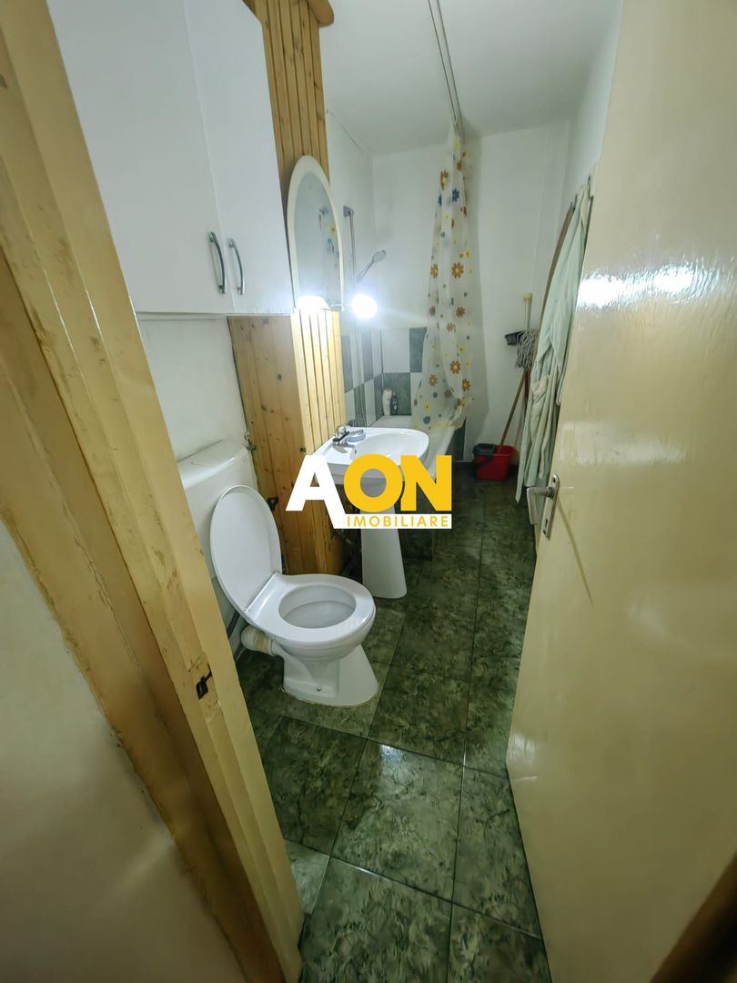 Apartament 3 Camere, Decomandat, Zona Cetate, Etaj 1 - Poză 10