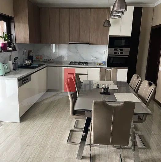 Vilă de lux de închiriat – ideală pentru afaceri - Poză 1