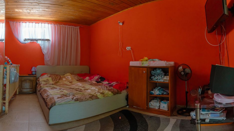 Casă cu teren 3332mp în Bătania - Poză 10