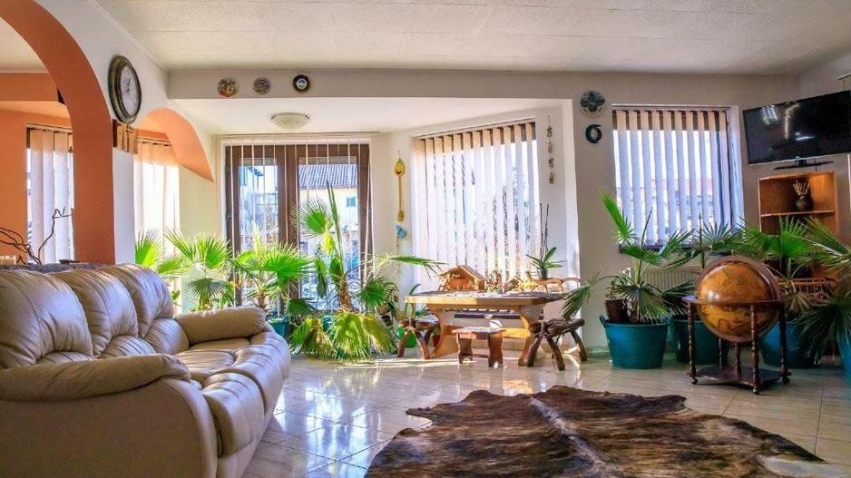 Vând casă - vilă Măgurele Ilfov - zona centrală -direct proprietar  - Poză 1