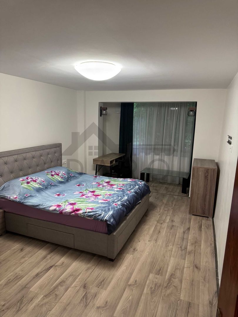 Apartament cu 3 camere, de inchiriat, direct de la proprietar. Strada Transilvania - Poză 3