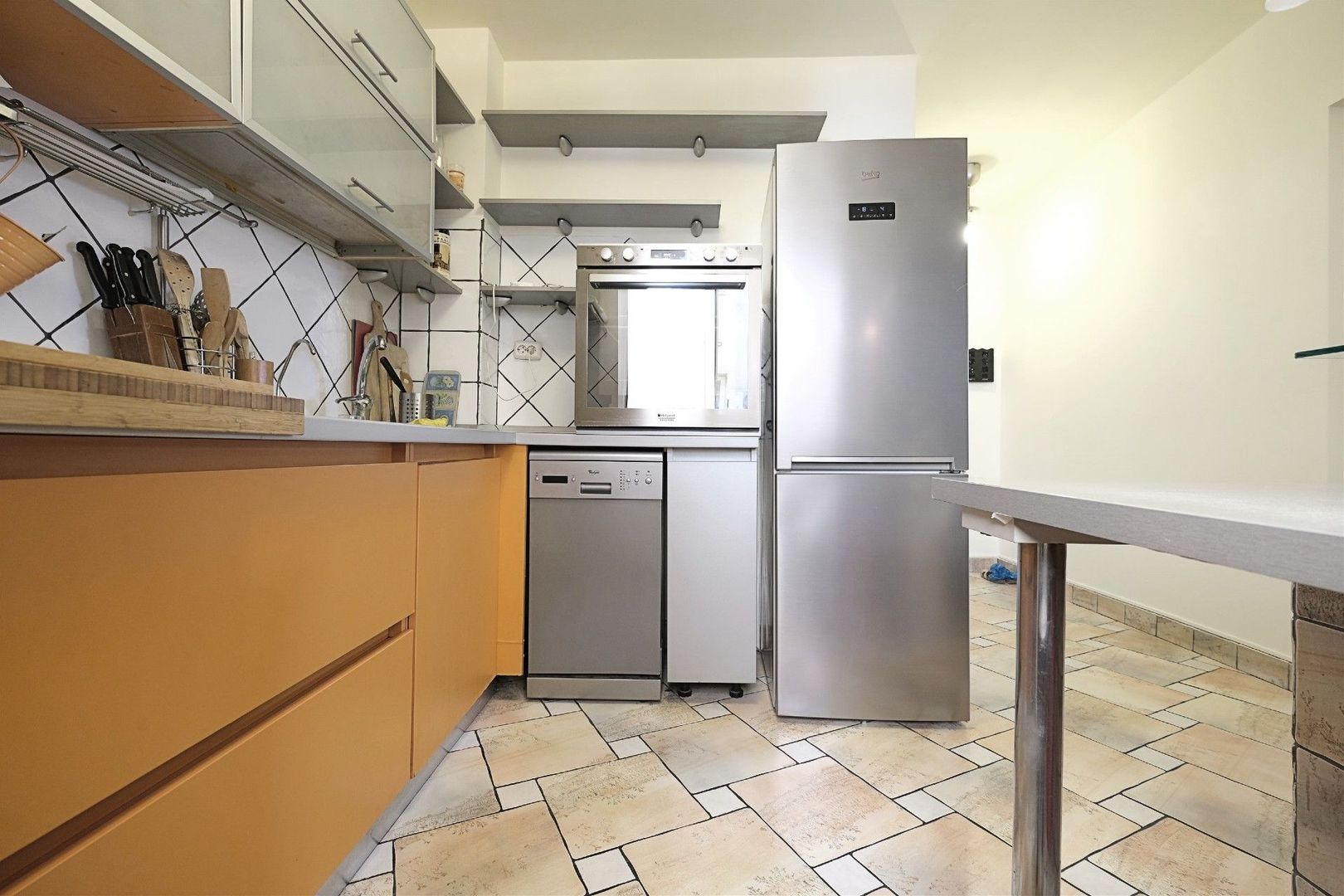 Colentina - D-na Ghica, apartament superb 3 camere mobilate si utilate - Poză 12