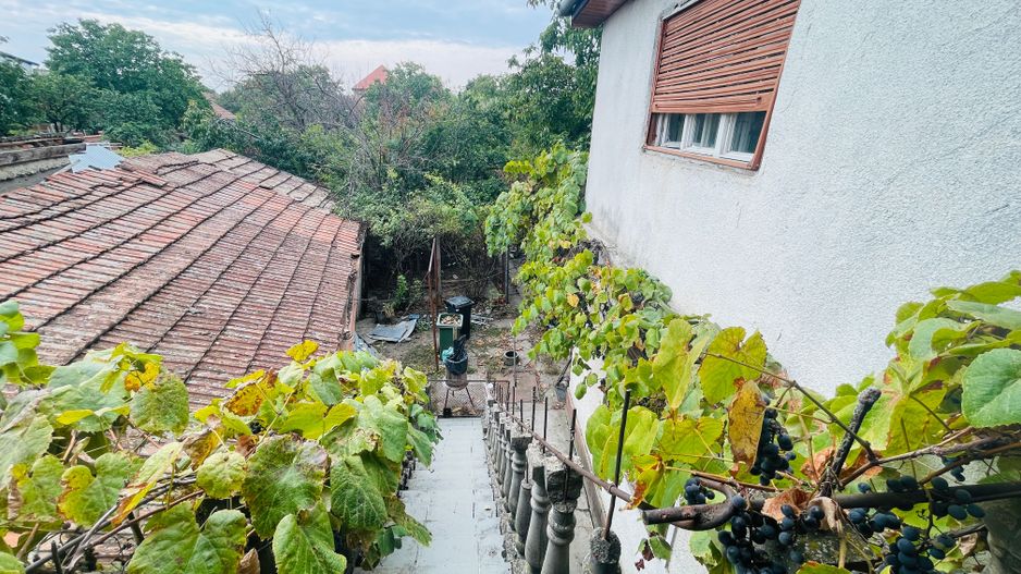Casa spatioasa cu teren 739 mp in zona Mehala - Poză 22
